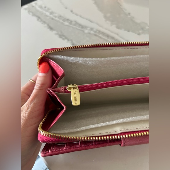 VALENTINA WALLET with gold hardware ~ brand new without tags 🌺w/OG cards & pads - Picture 8 of 9